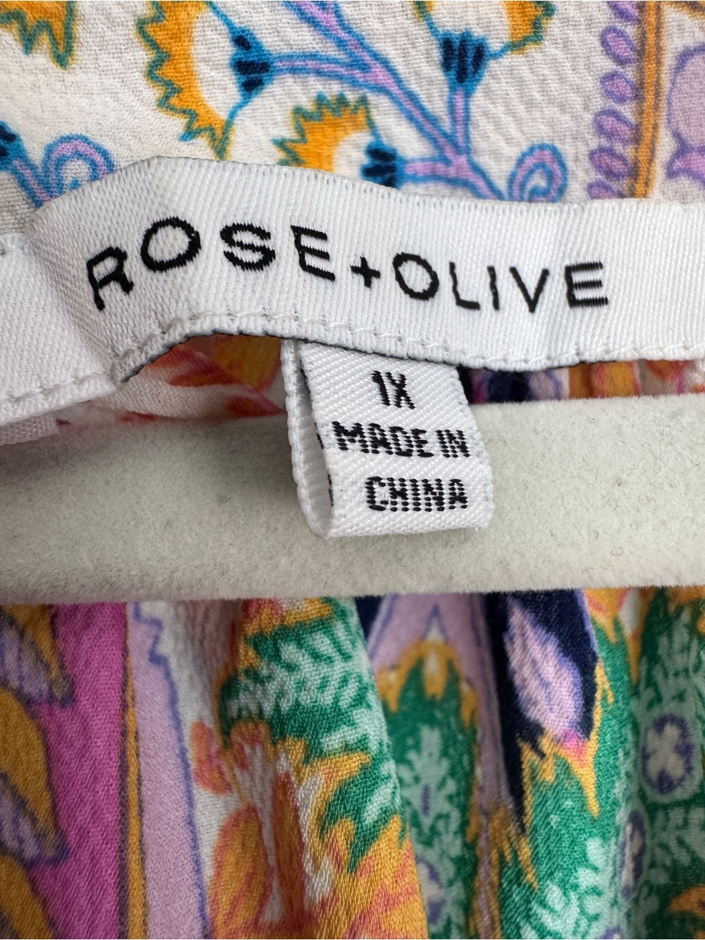 Rose & Olive Multicolor Floral Print top boho chic size 1X - Picture 4 of 8